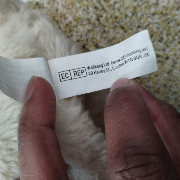 โBeverly Hills Teddy Bear Co. Valentine Dog Plush with Heart 9โ - Picture 9 of 14